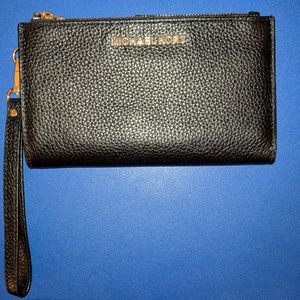 Adele Leather Smartphone Wristlet - Like New